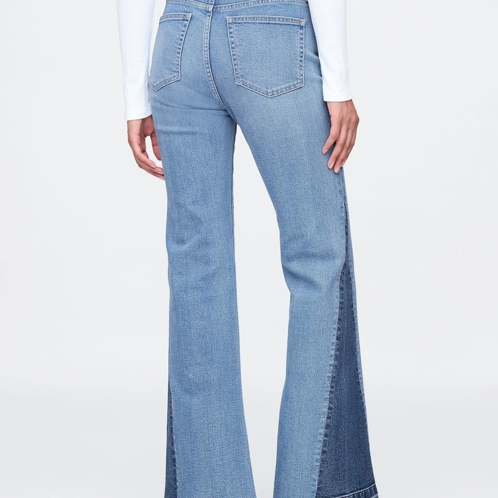 GAP Two-Tone Blue 70's Flare High Rise Jeans - Picture 15 of 15